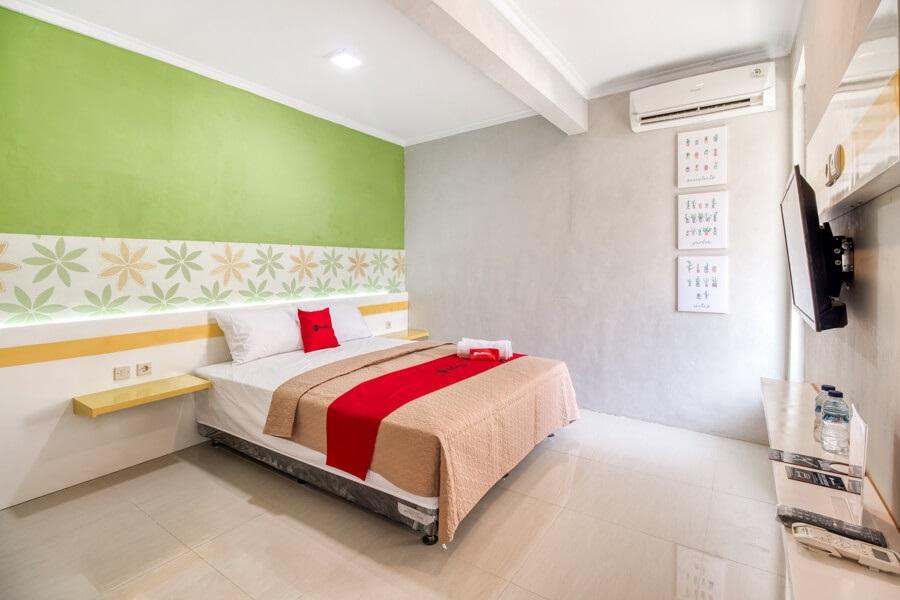 מלון יוגיאקרטה Reddoorz Near Malioboro Tugu Station Jogja מראה חיצוני תמונה