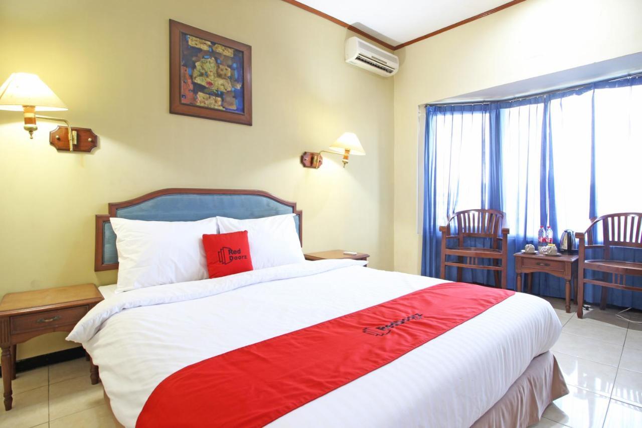 מלון יוגיאקרטה Reddoorz Near Malioboro Tugu Station Jogja מראה חיצוני תמונה
